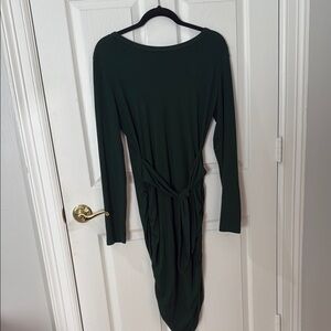 Dark green, long sleeve midi dress with tie Detail large